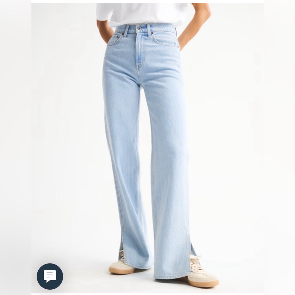 Abercrombie & Fitch High Rise 90s Split-Vent Hem Jean